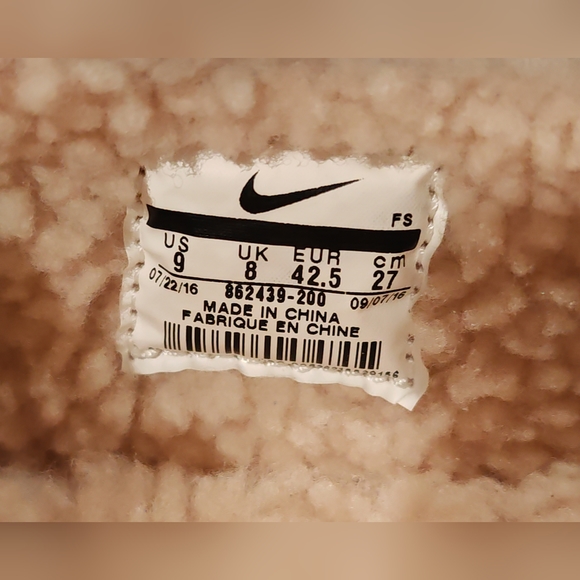 2016 Nike Air Moc Bomber Cognac Light Bone-Velvet Brown 862439-200 Men's US9 - Picture 9 of 9